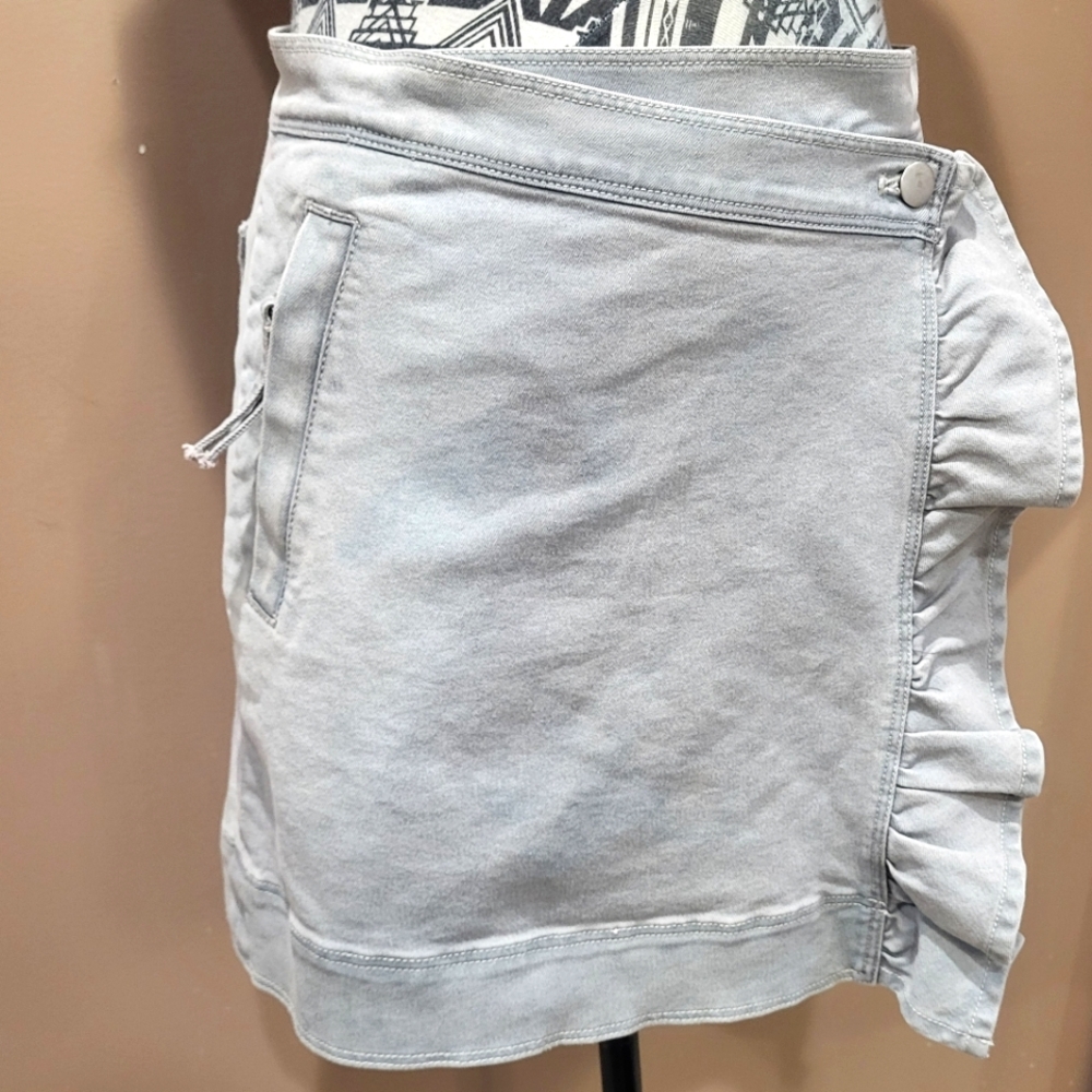 Vintage Caché Gray Denim Ruffle Wrap Mini Skirt Sz 0 *3/$30 Sale*